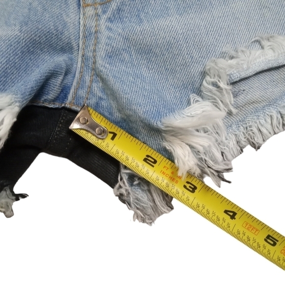 Revice Denim High Rise Distressed Cutoff Jean Shorts with Black Side Size 25 - Picture 6 of 7